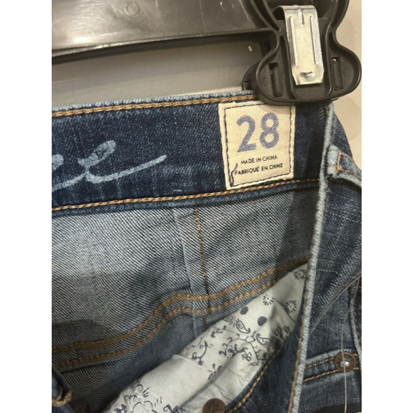 We The Free Jeans Size 28 NWT Skinny Distressed Jeans - Picture 3 of 5